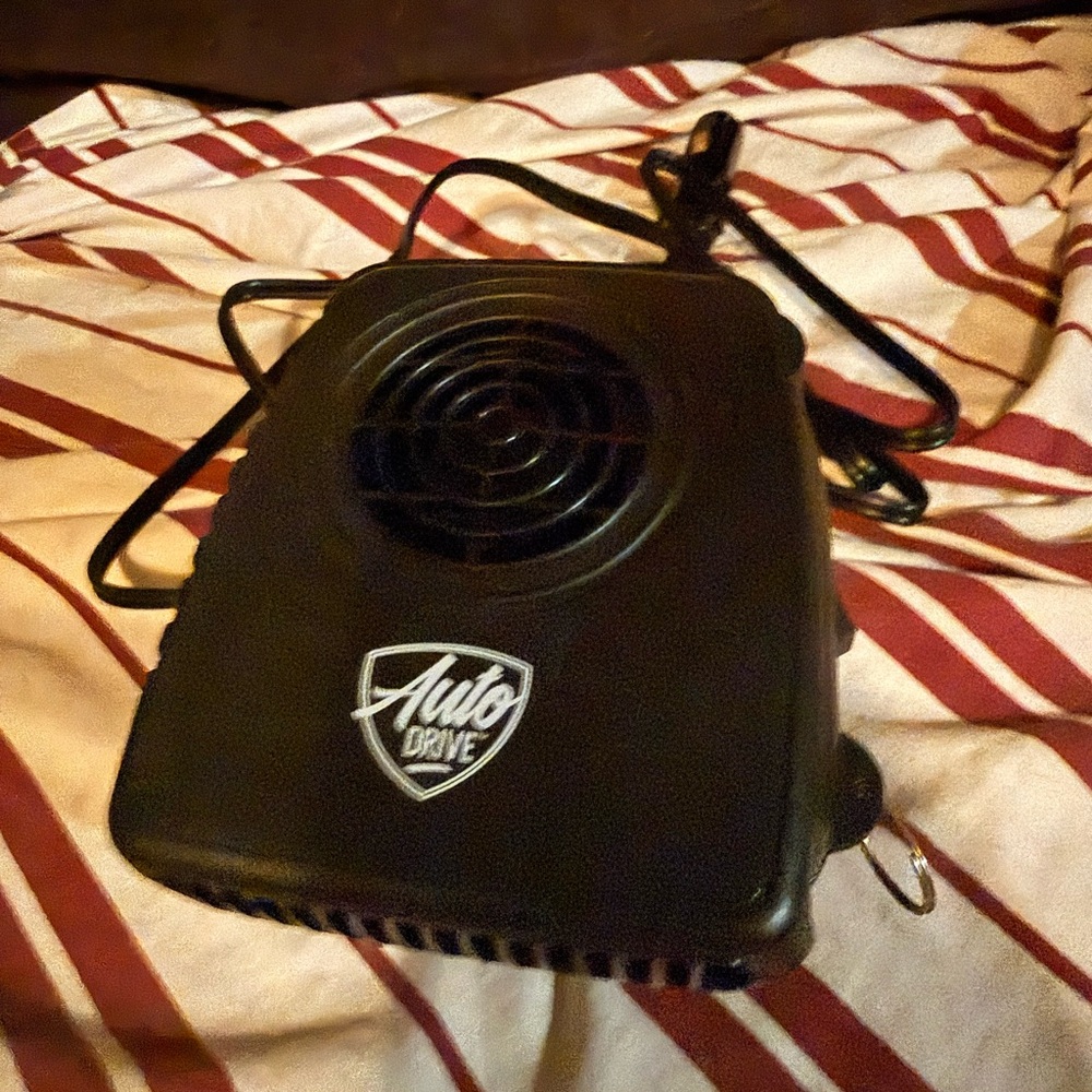 Car defroster and fan